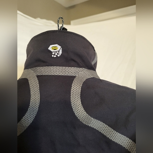 NWOT Mountain Hard Gear Black and Gray Jacket, Size Small - Picture 4 of 12